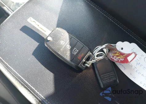 2019 Kia Sorento 2.4L Lx from USA, damaged, VIN 5XYPG4A31KG455415